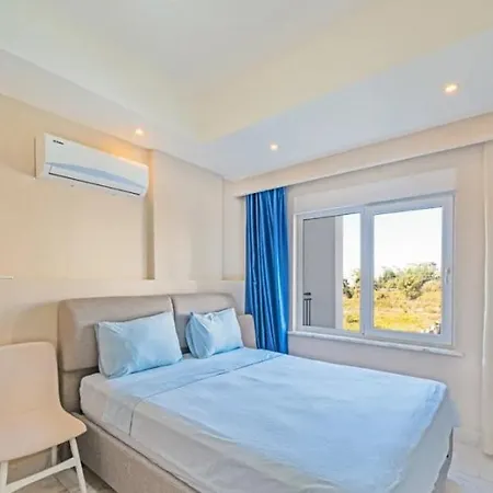 Earthquake S-a-f-e! 24h Open! All Included And Beautiful Private Only 100 Meters To Cleopatra Beach 14 With Umbrellas, Own Fast And Stable Wifi, Barbecue, Balcony, Smart Tv, Table Games, Rent A Car, Travel Agency, Real Estate, No Additional Apartman *
